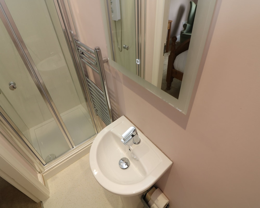 Inglenook Guest House