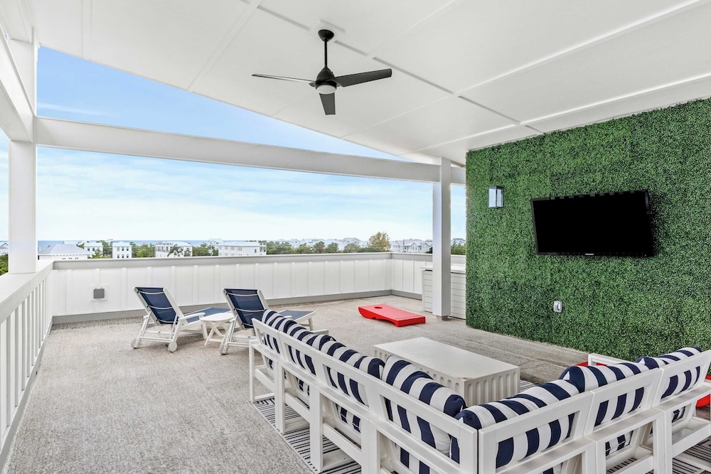 Rooftop Deck w/ Ocean View, Pool, Walk to Beach! Coastal Canopy by Avantstay