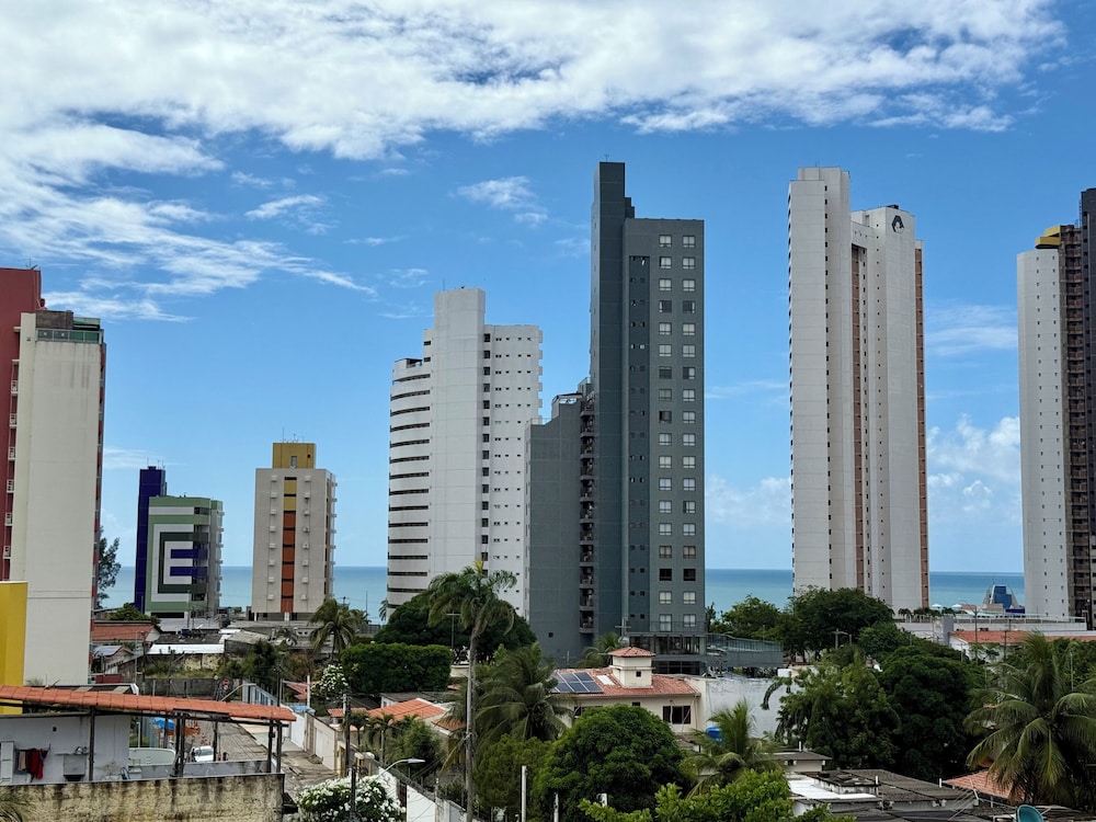 Oceana Suites Ponte Negra