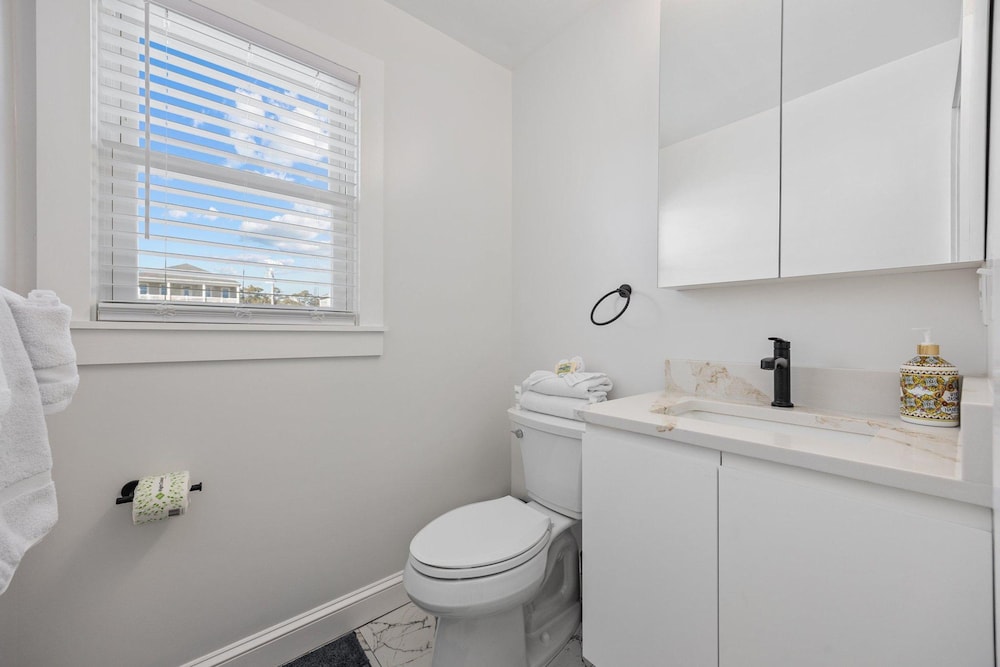 Elvi s Beach House Unit B