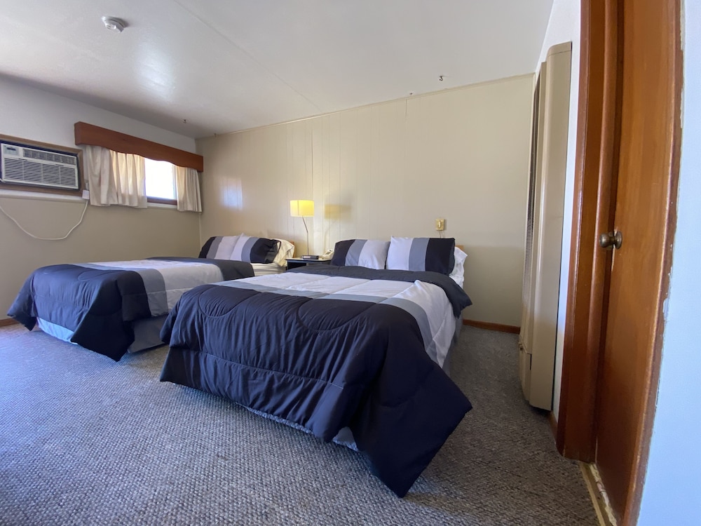 Duffer Motel view 5