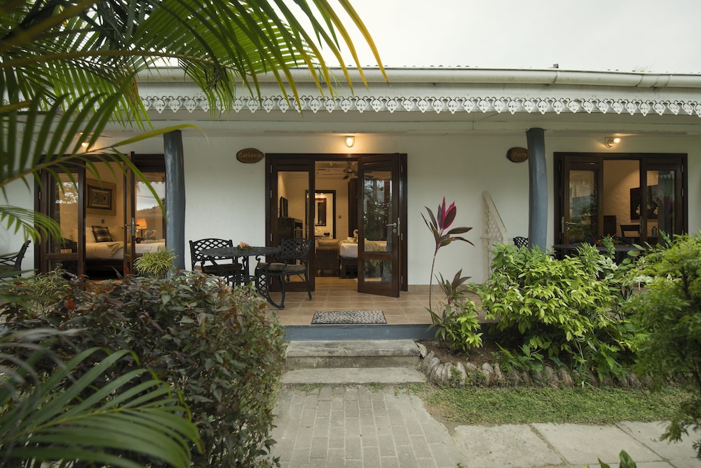 Auberge Chez Plume