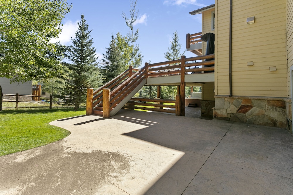 Solamere Drive Home at Deer Valley Resort - 6 Bedroom Home with Hot Tub #3220 6 Home