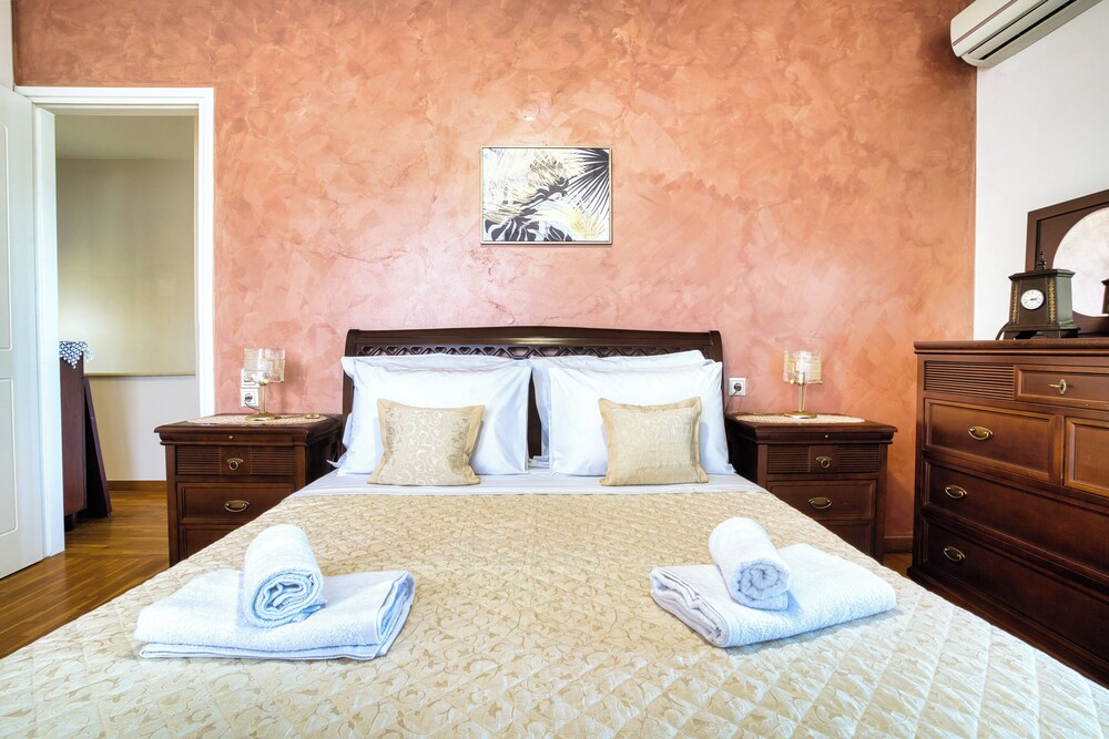 Marilizas Spacious Maisonette