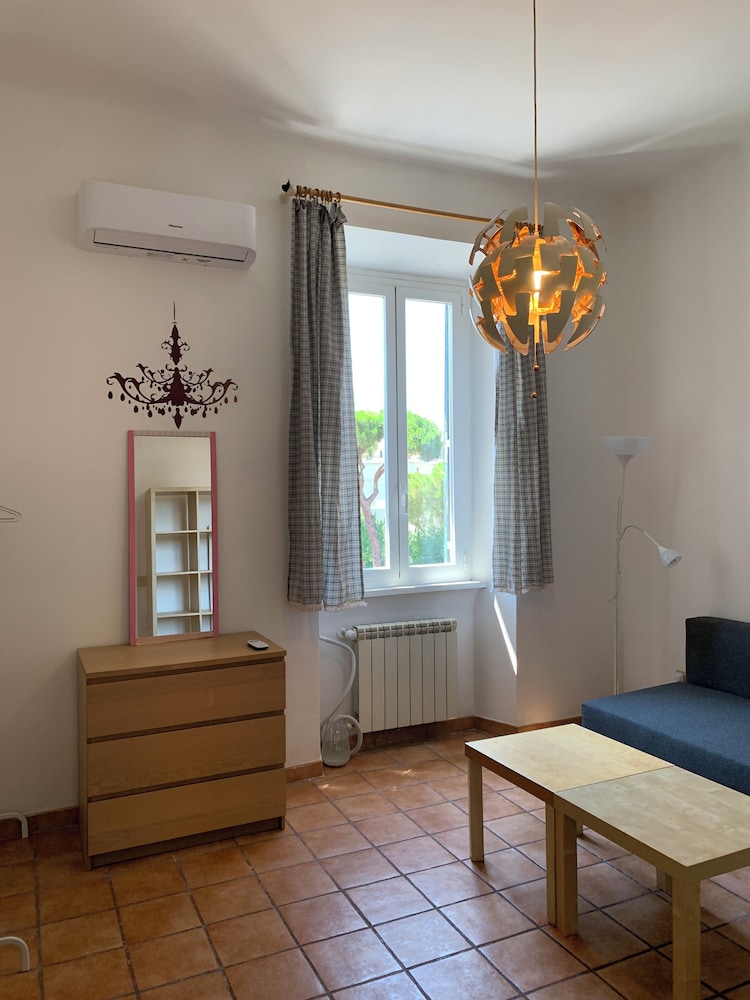 Flat nearby Vaticano - Caracciolo 4