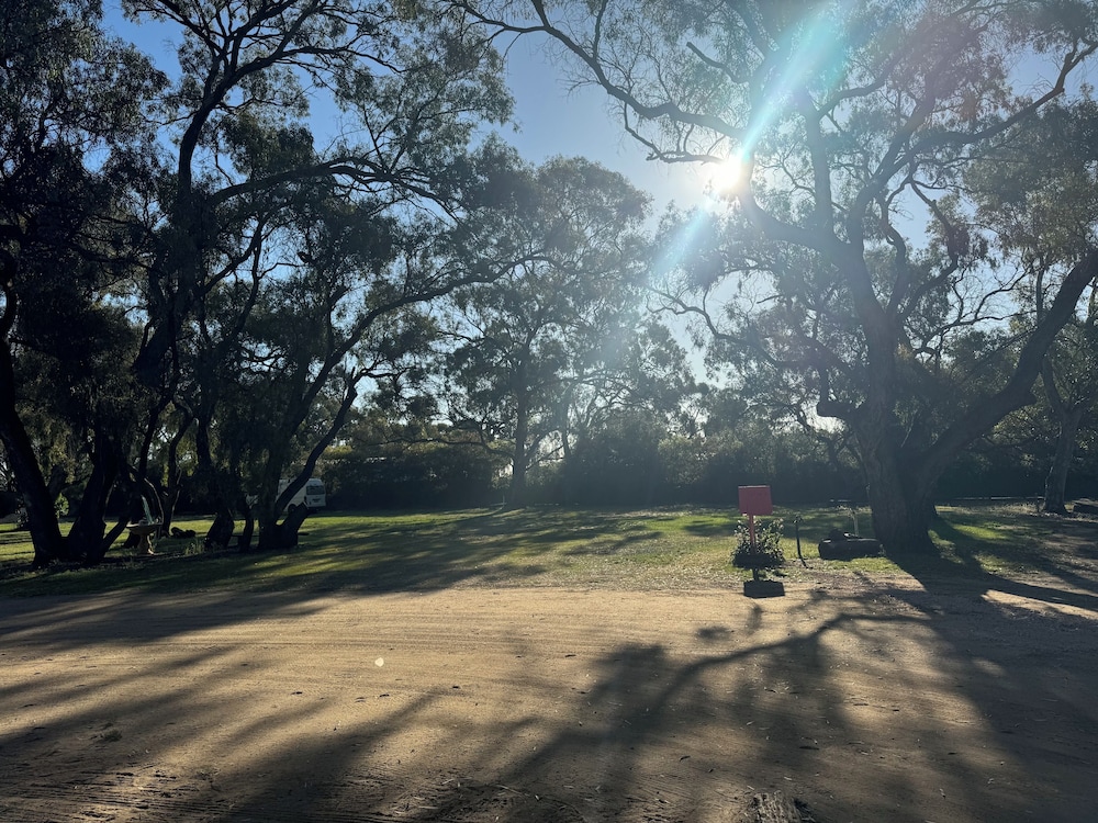 Hay Caravan Park