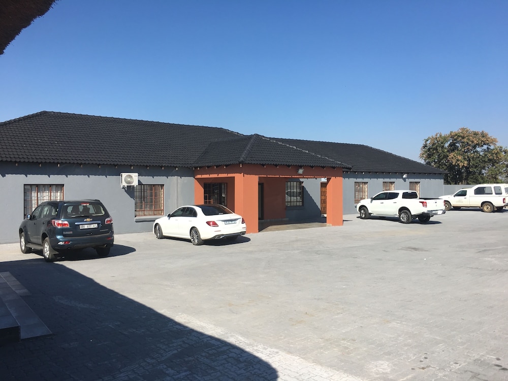 Vido Lodge and Conference Centre Plot 78