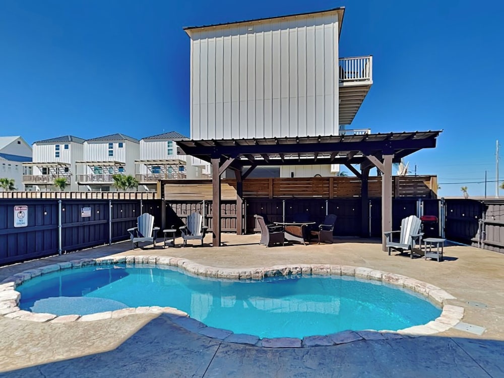 Sugar Shack by Silver Sands Vacation Rentals