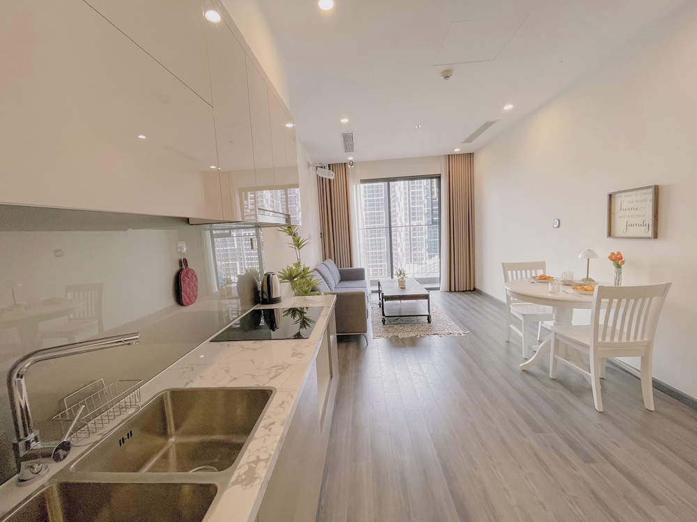 Vinhomes Ocean Park Apartment Ha Noi - 20 October Homestay