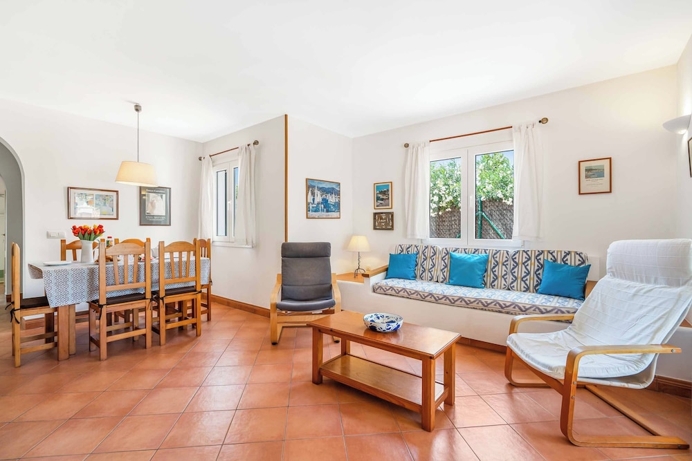 Villa Flores Blanes