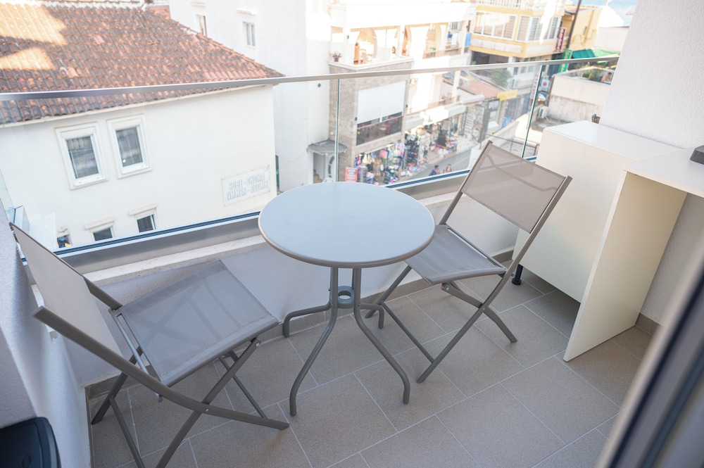 Sidro Guesthouse
