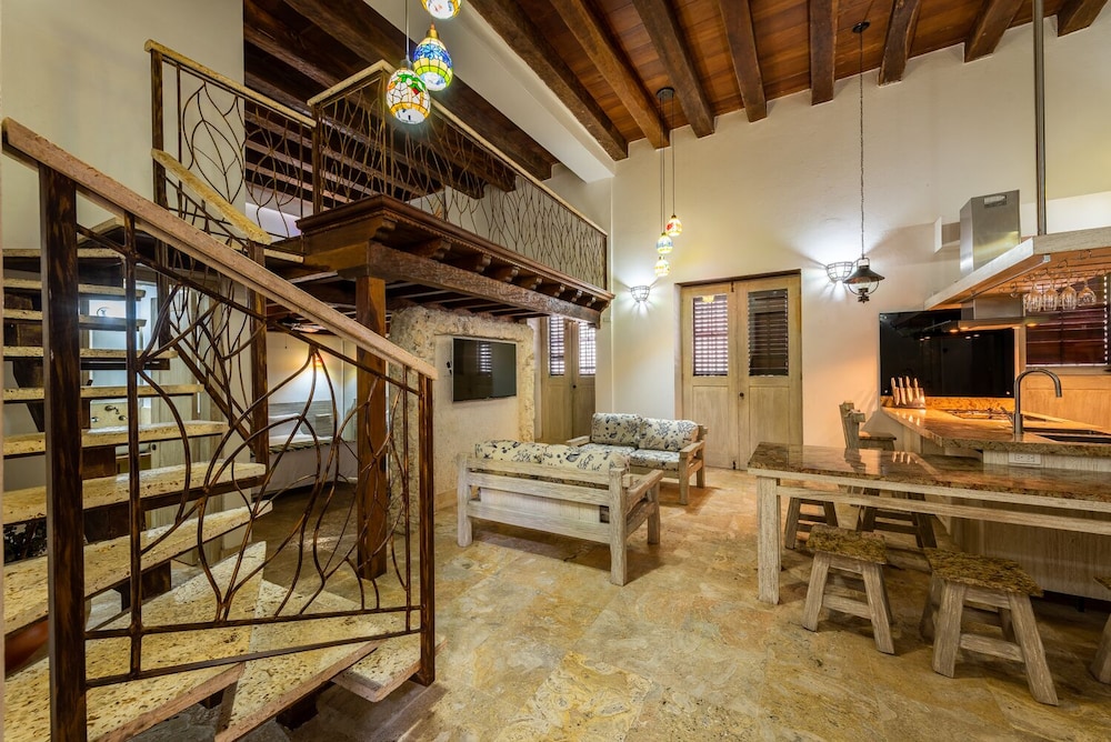 Hotel Apartamento de Lujo Virrey de Eslava - Image 1