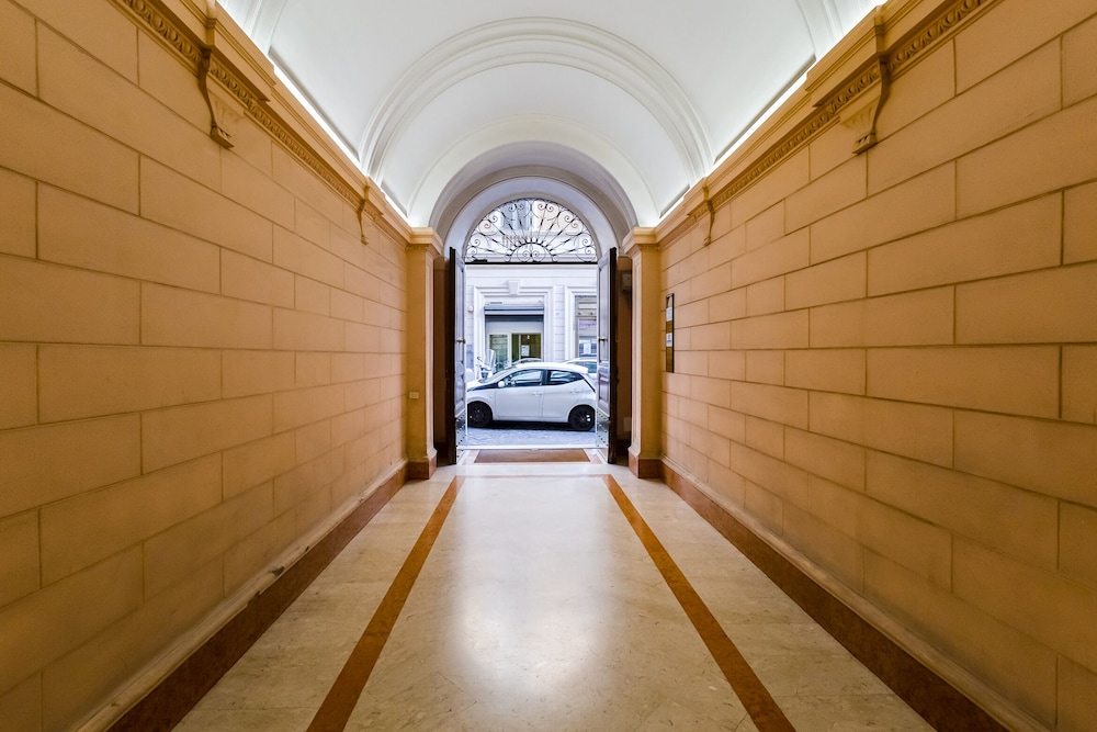 MARCHE 54 SUITES - ROMA CITY CENTER - lt