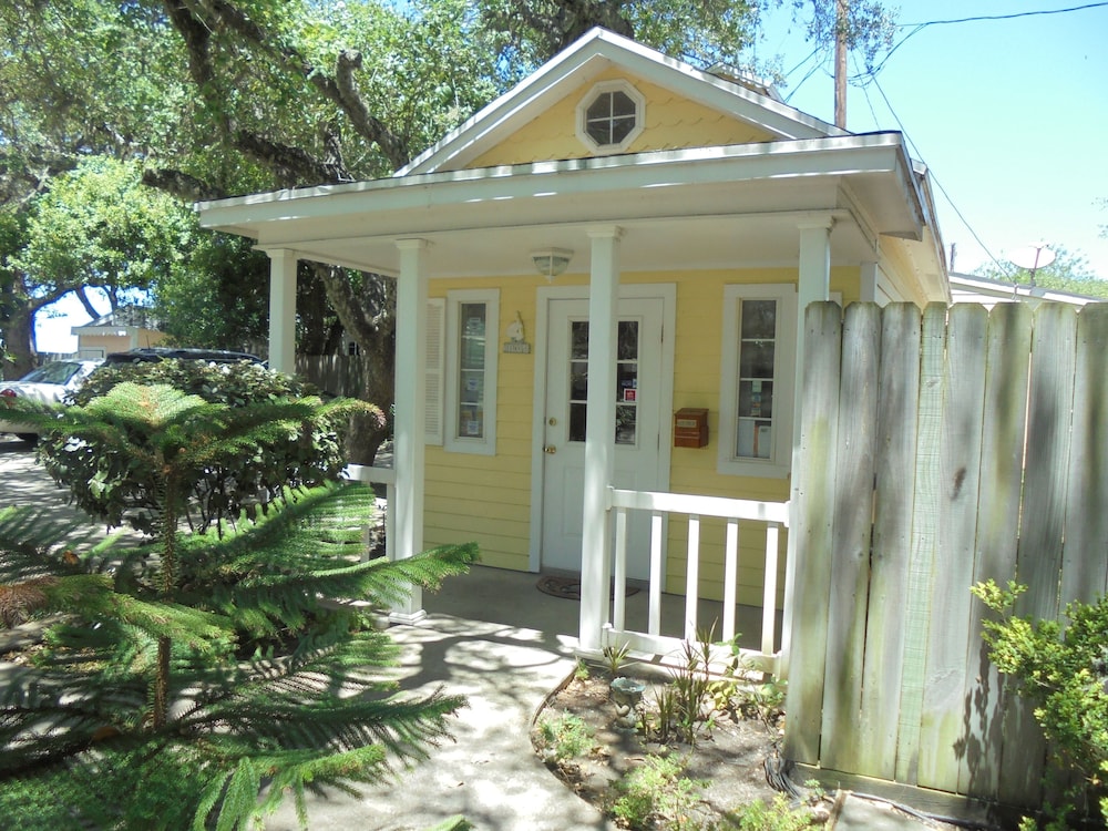 Pelican Bay Resort