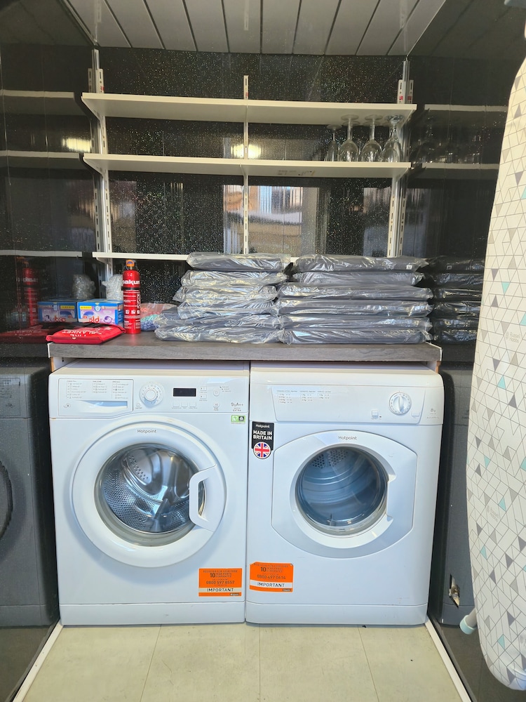 3-Bed Home in Glasgow