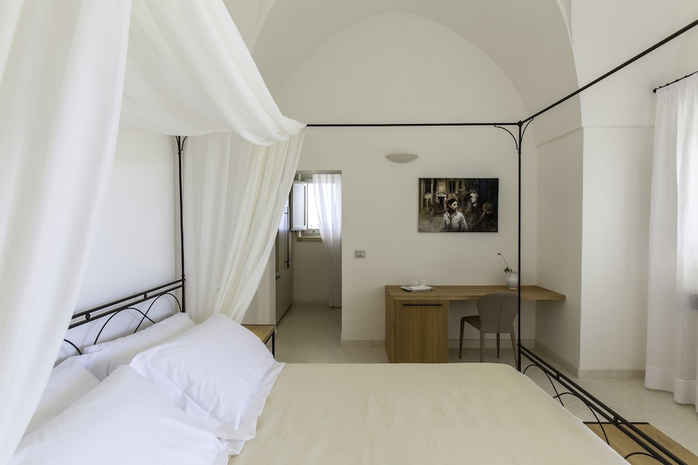 Tenuta Monticelli Bio Relais