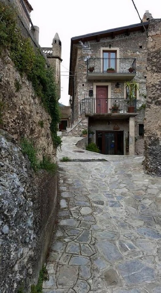 Bed & Breakfast Dhafna Civita