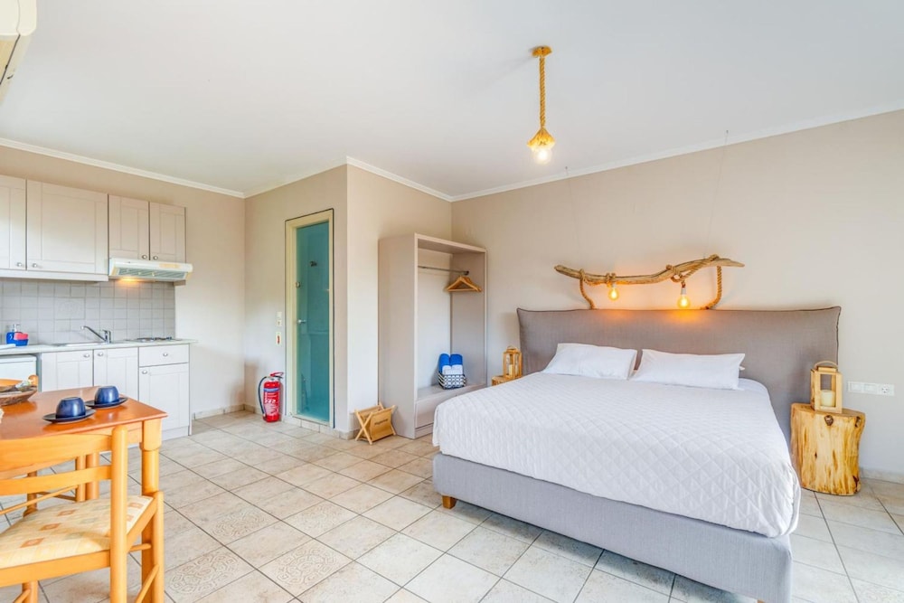 Ithaki Apt in Gaios With 1 Bedrooms and 1 Bathrooms