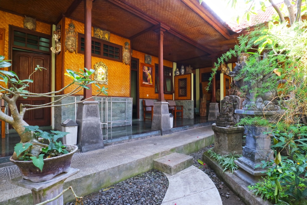 Bamboo Inn Kuta