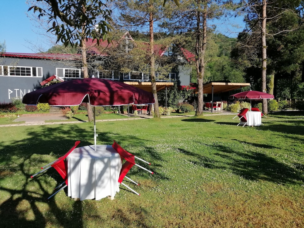 Pinar Kir Evi