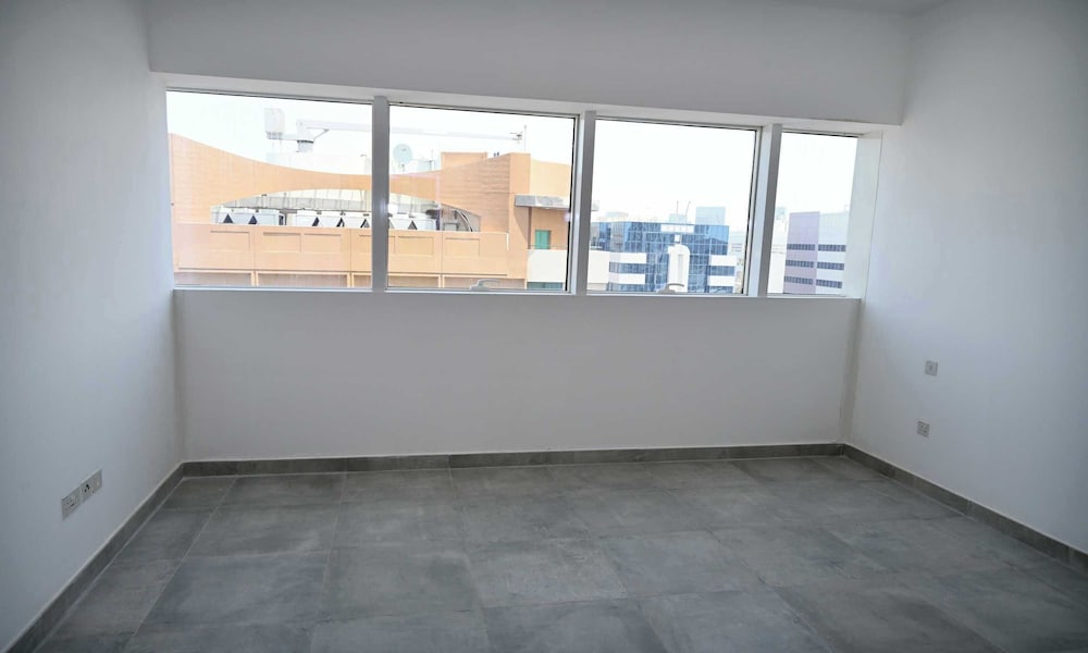 Spacious Apartment in Palette Tower in Tourist Club Area