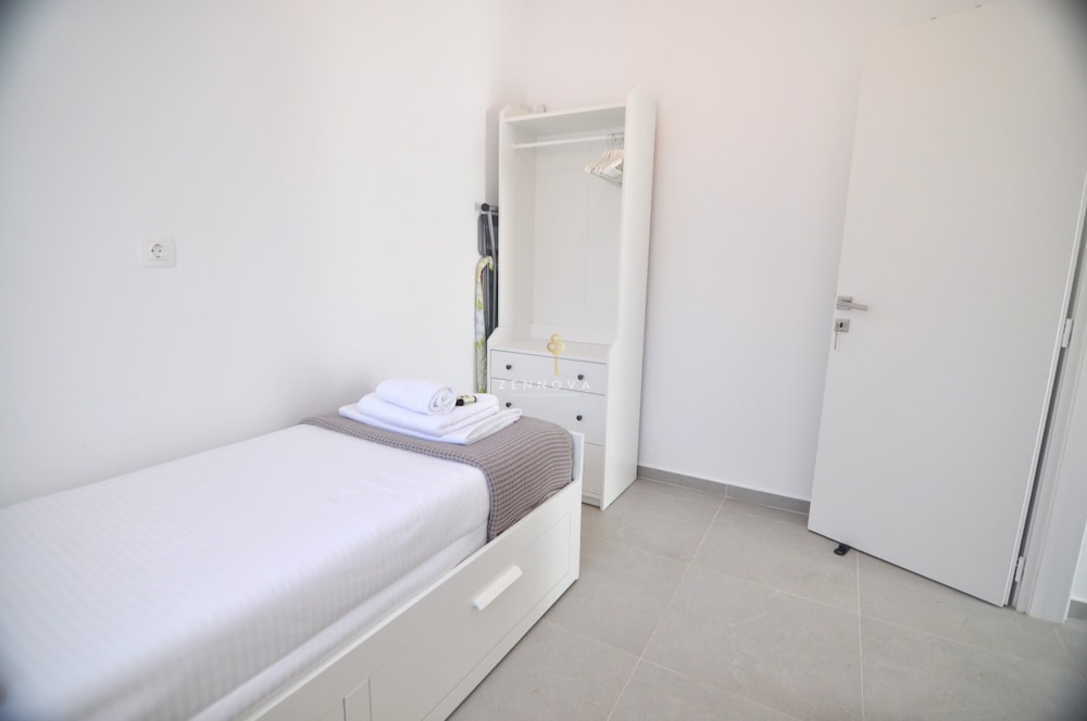 Zennova 29 Vourvourou Garden House