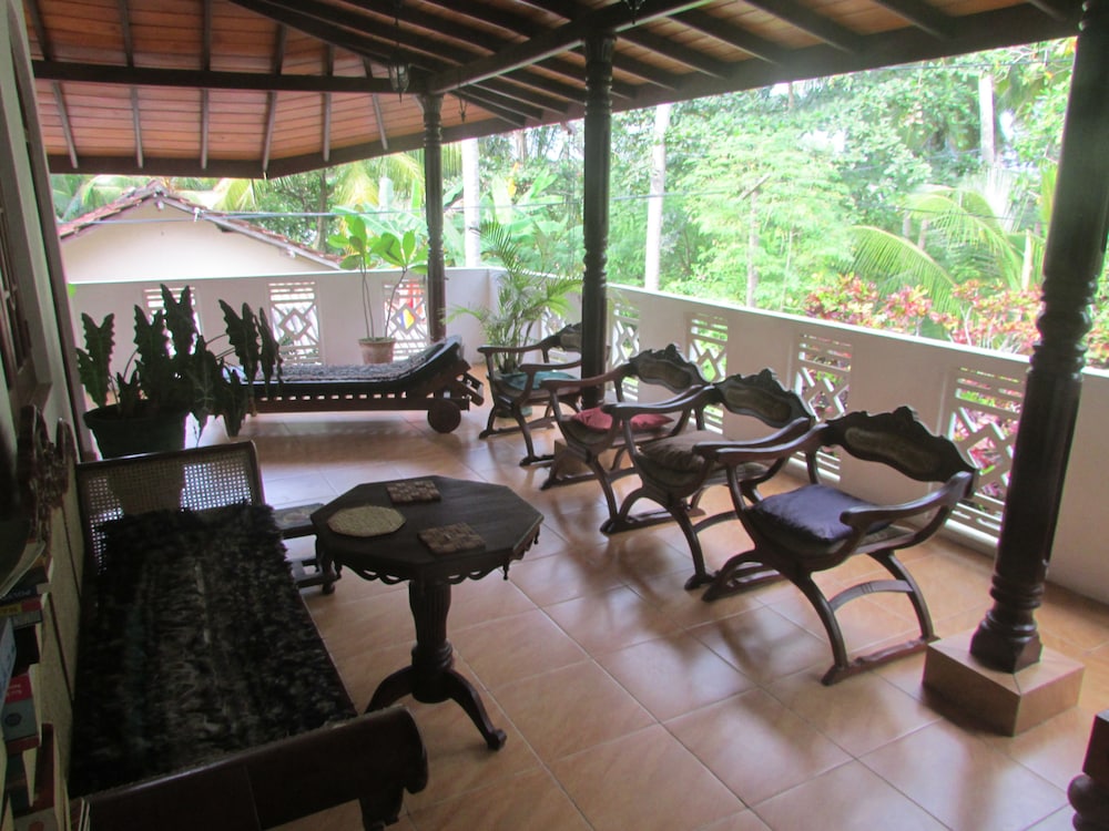 Sankarest Villa