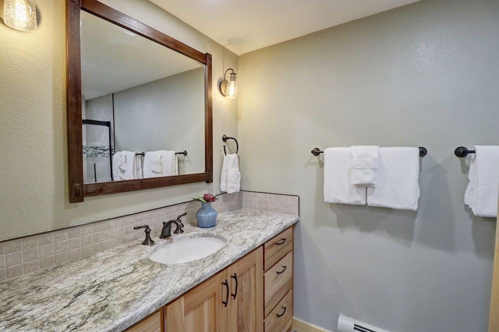 SkyRun - Copper Mountain Resort Vacation Condos