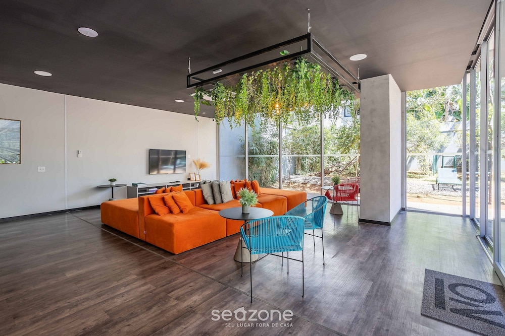 Studios in a Condo With a gym in Indianopolis - COI