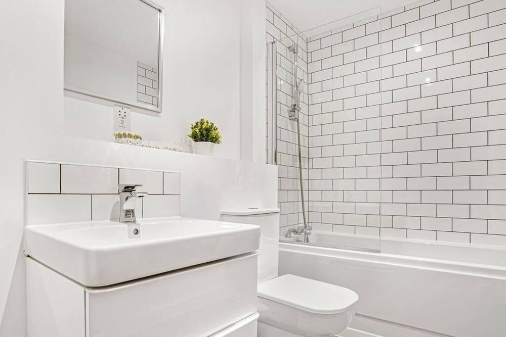 Deritend Apartment With Full Access for Wheelchairs