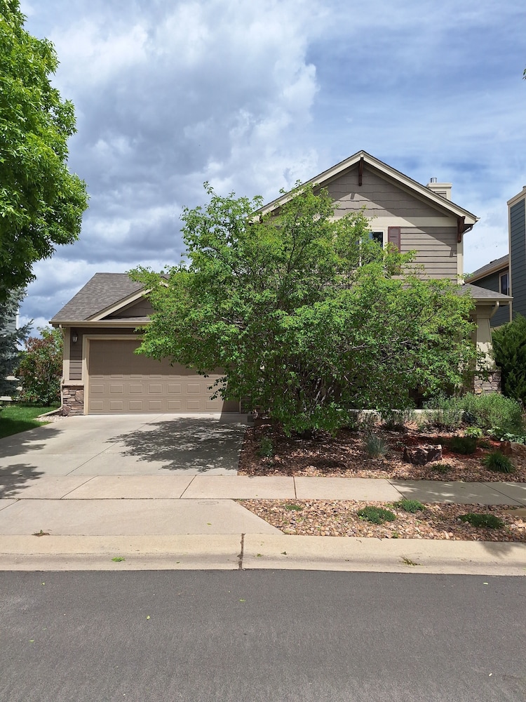 Rigden Retreat Garage, Dog Friendly, Near Trails