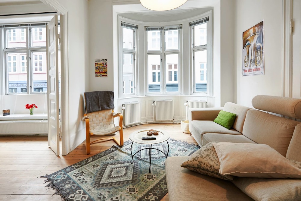 Big & Charming apartment in City Center