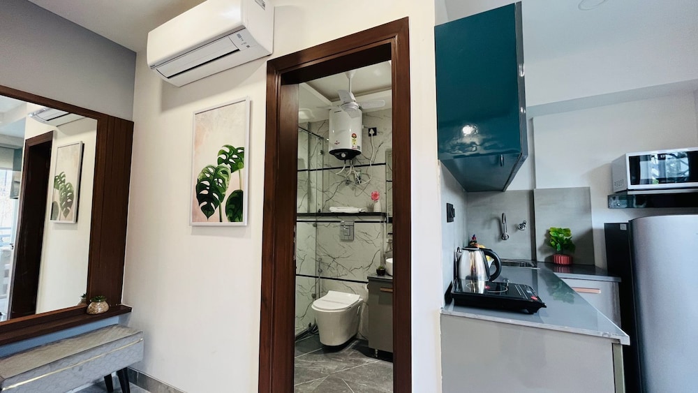 Stay near - Hotel near me Gurgaon