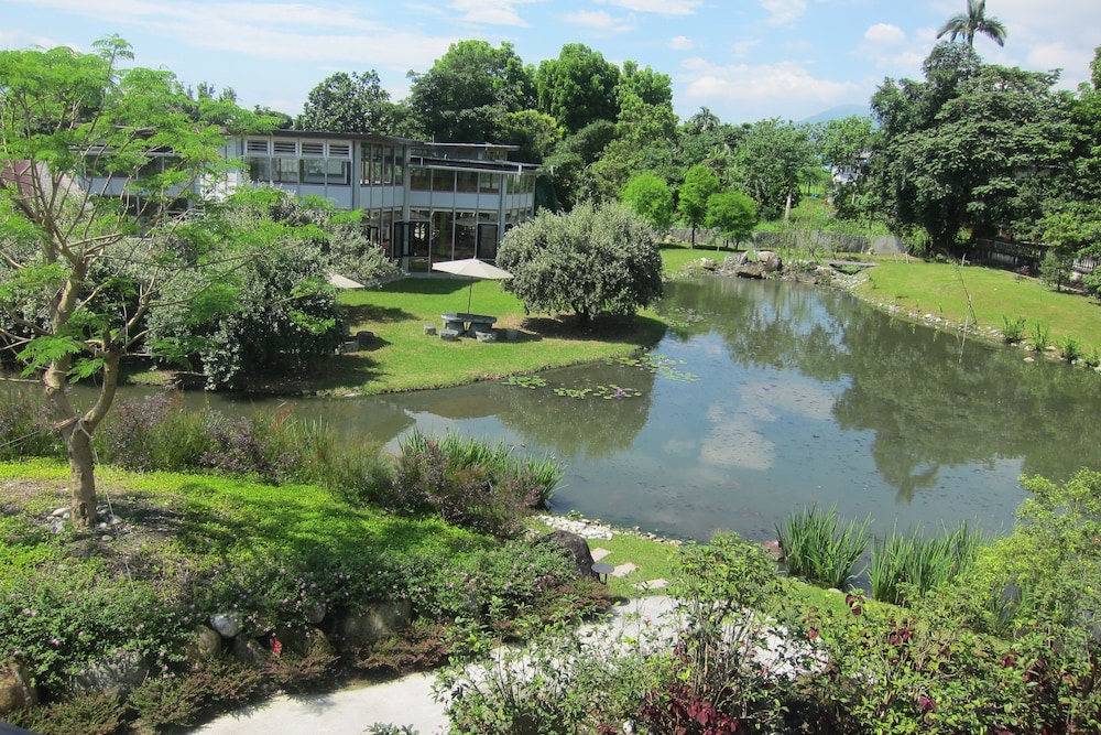 Green Willow House