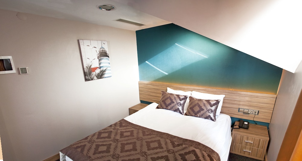 The Rise Aron Business Otel Merter - Image 21