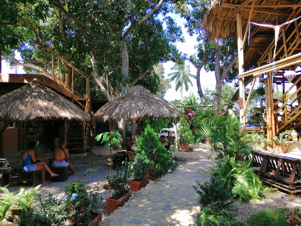 La Natura Hostel - Property Image 1