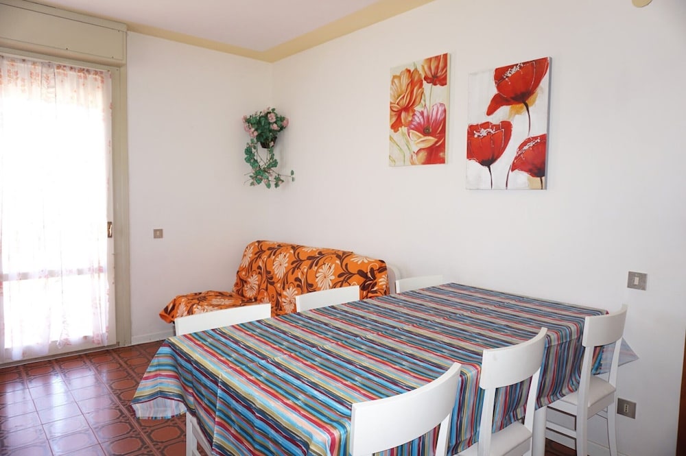 Great and Bright Apartment With Pool - Beahost view 4