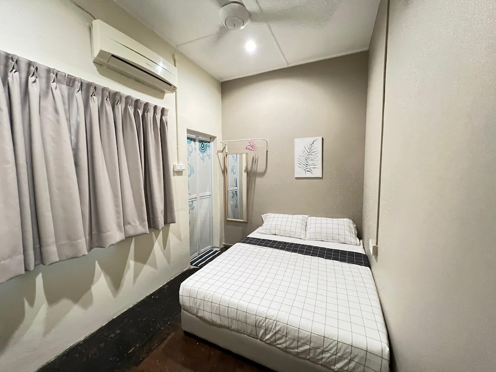myRoom at 14 J Mandalay