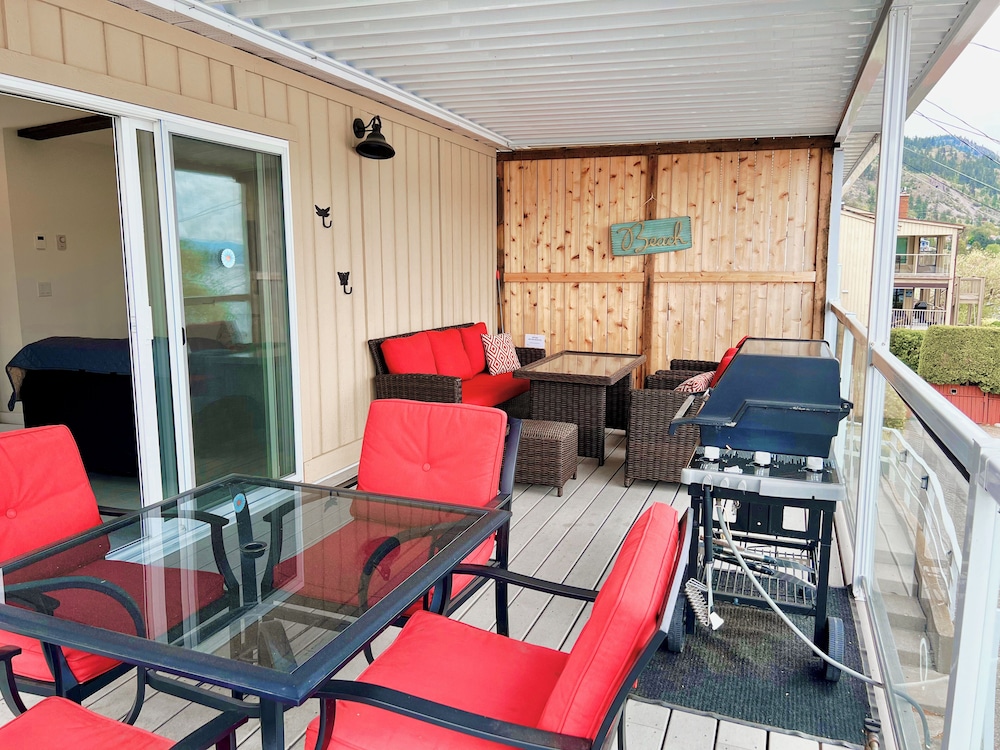 Peachland Beach Resort
