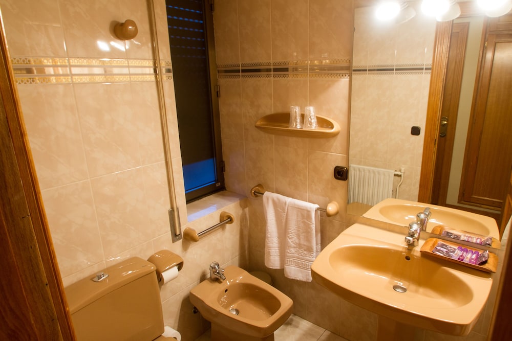 Vielha e Mijaran Vacations - Gran Chalet Hotel - Property Image 7