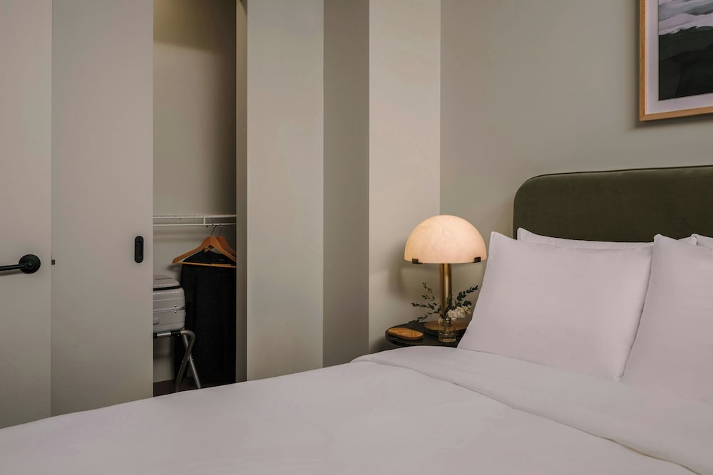Sonder by Marriott Bonvoy Onterie Apartments Magnificent Mile