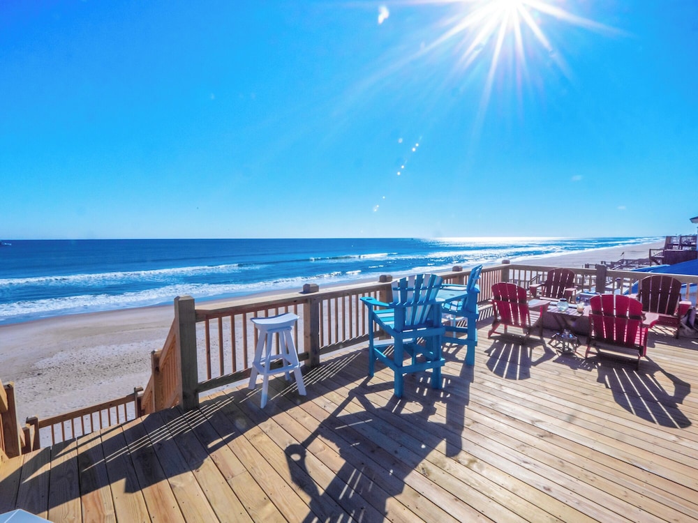 Vintage Vacation by Topsail Realty