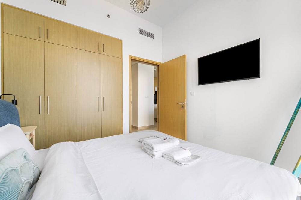 Panoramic Seaview Retreat | Premium Amenities