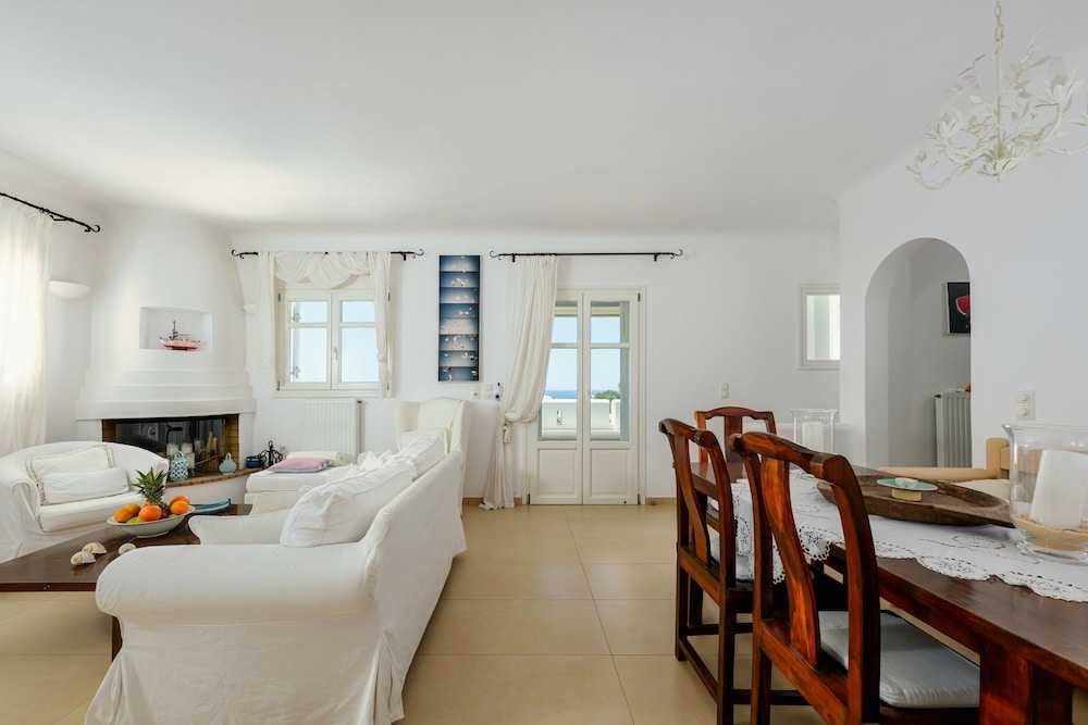 Naxos Kastraki Homey Villa With Sea View