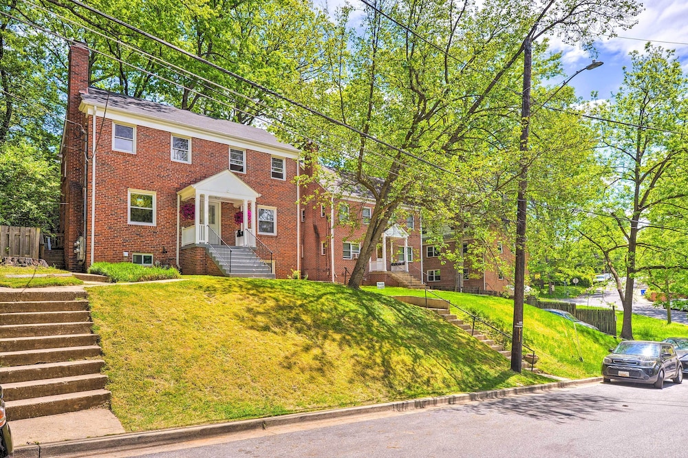 Takoma Park Apt w/ Wood Fire Pit < 8 Mi to DC - Property Image 16