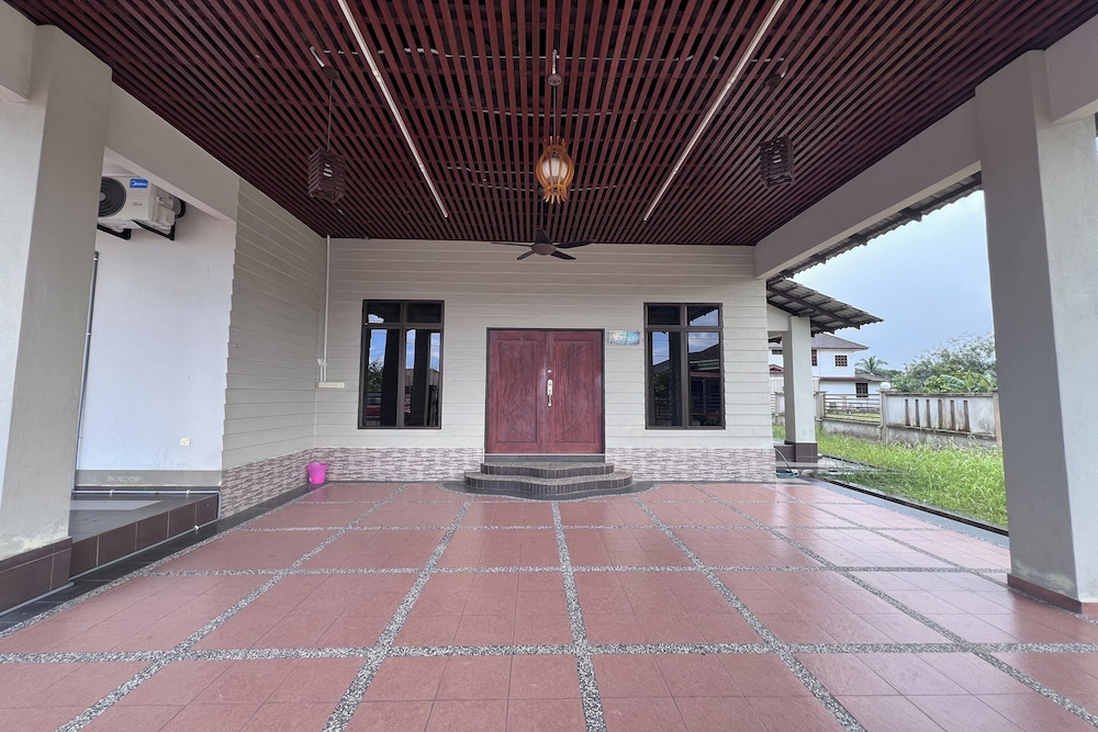 Nurbayu Villa (3 and 4 bedroom Villa) Kemaman