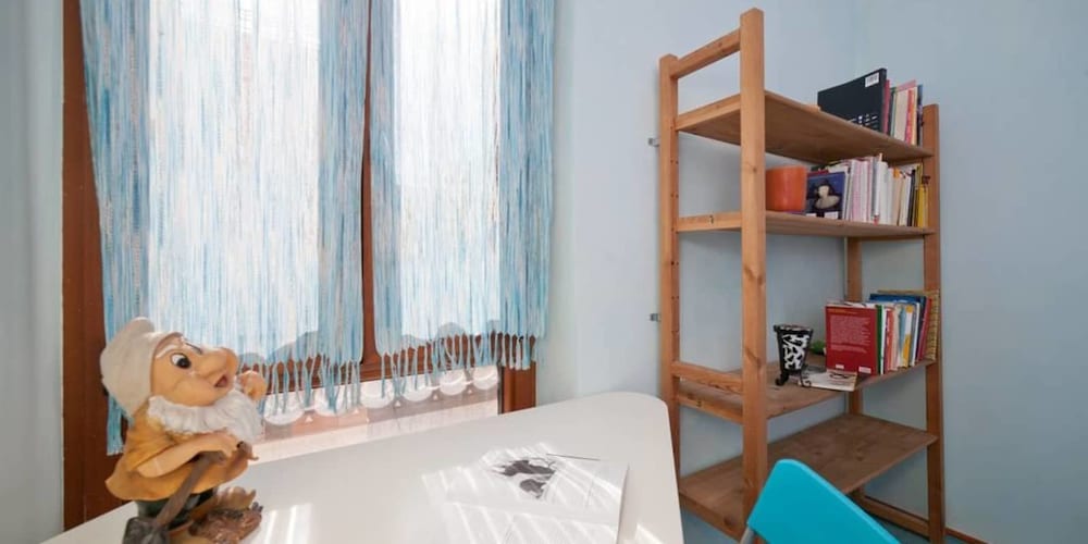 Testaccio 2 bedroom design