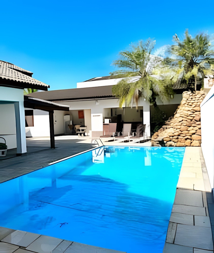 Casa com piscina em Acapulco Guarujá SP3