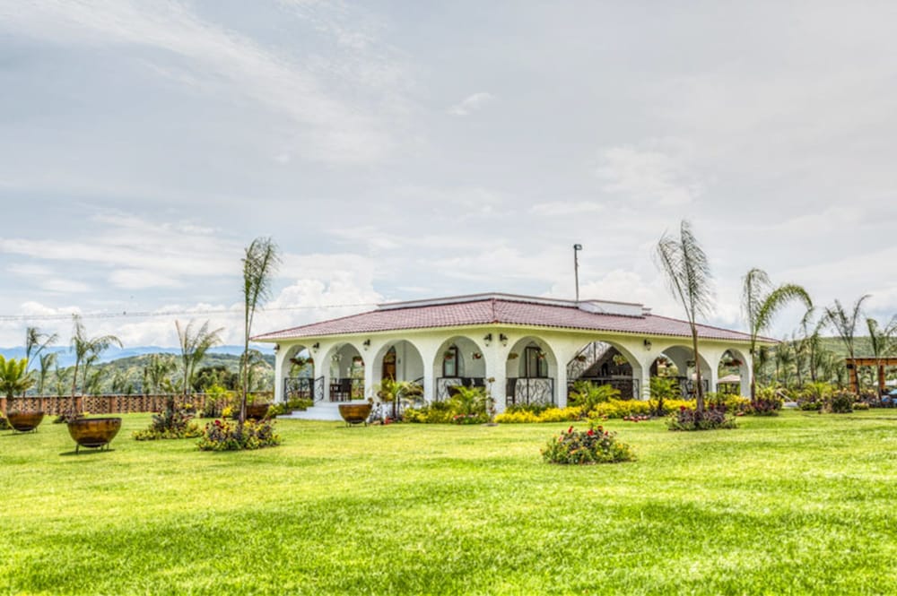 Hotel Matea San Isidro - Image 1