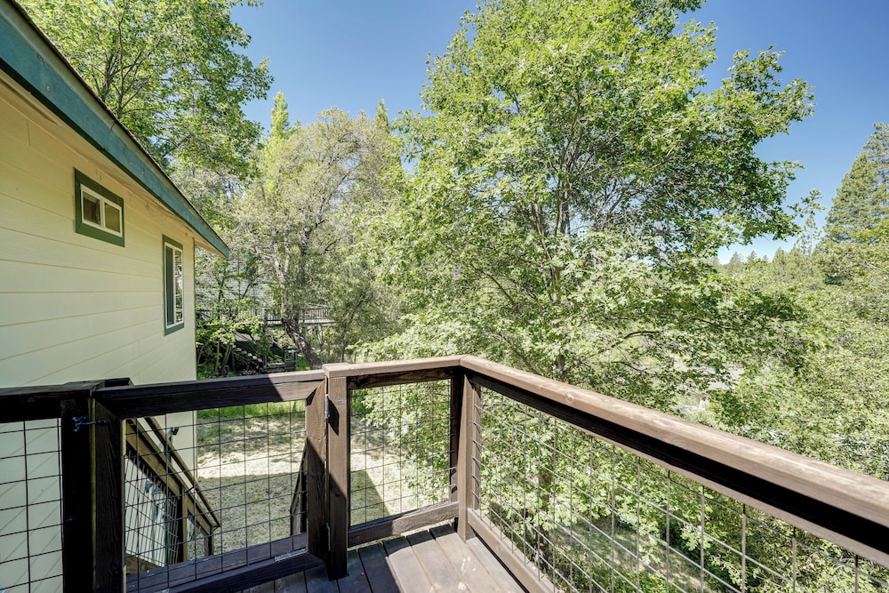 Walk to Dtwn: Charming Family Cabin in Twain Harte